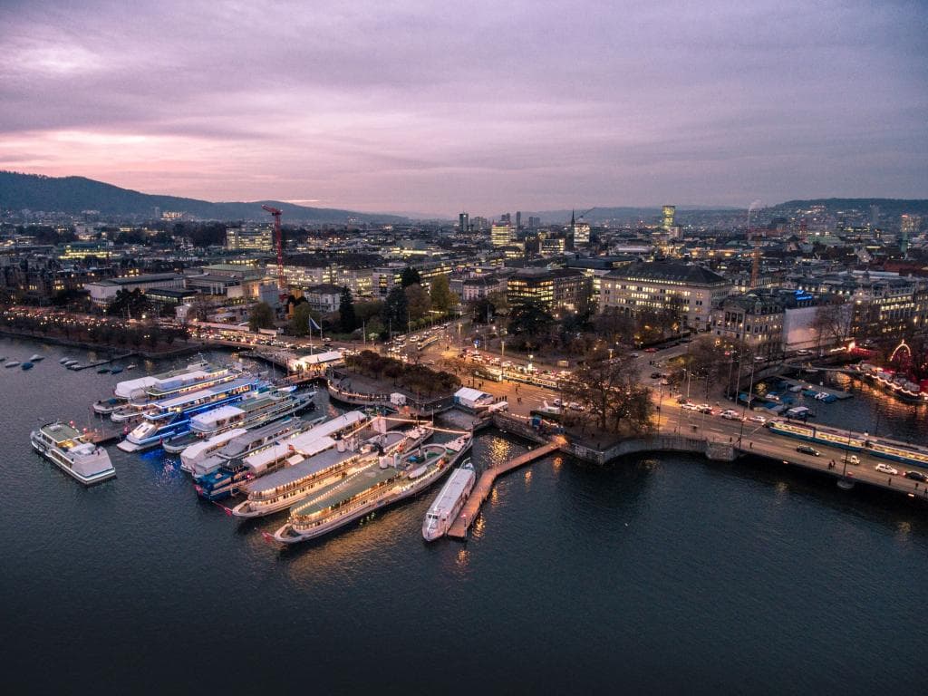 Expovina Weinschiffe au Bürkliplatz à Zurich