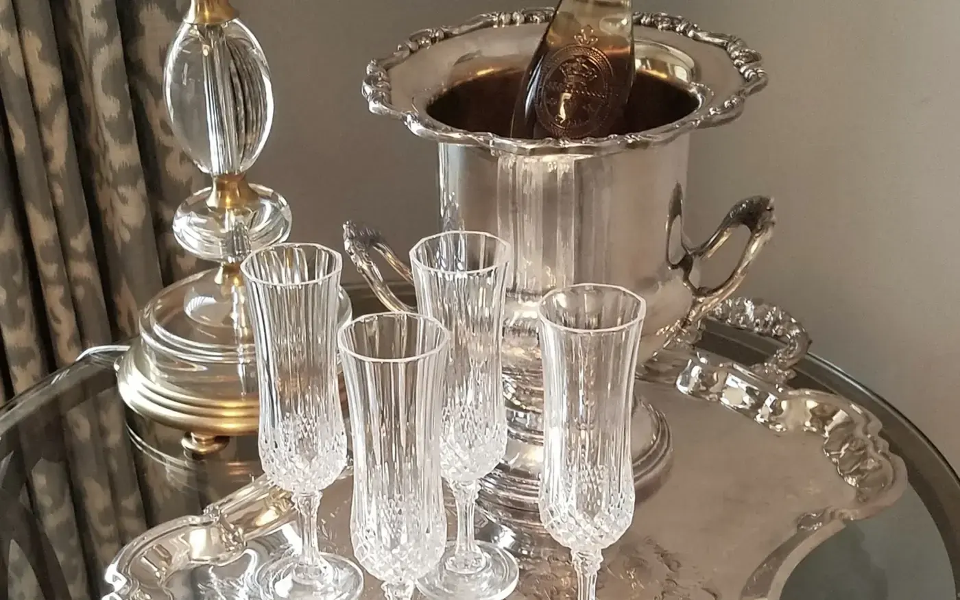 Monarchy Wine